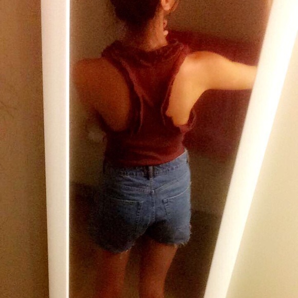 Brand New Robert Rodriguez Wine Racerback Ruffle Rib Knit Tank Top - Picture 3 of 5